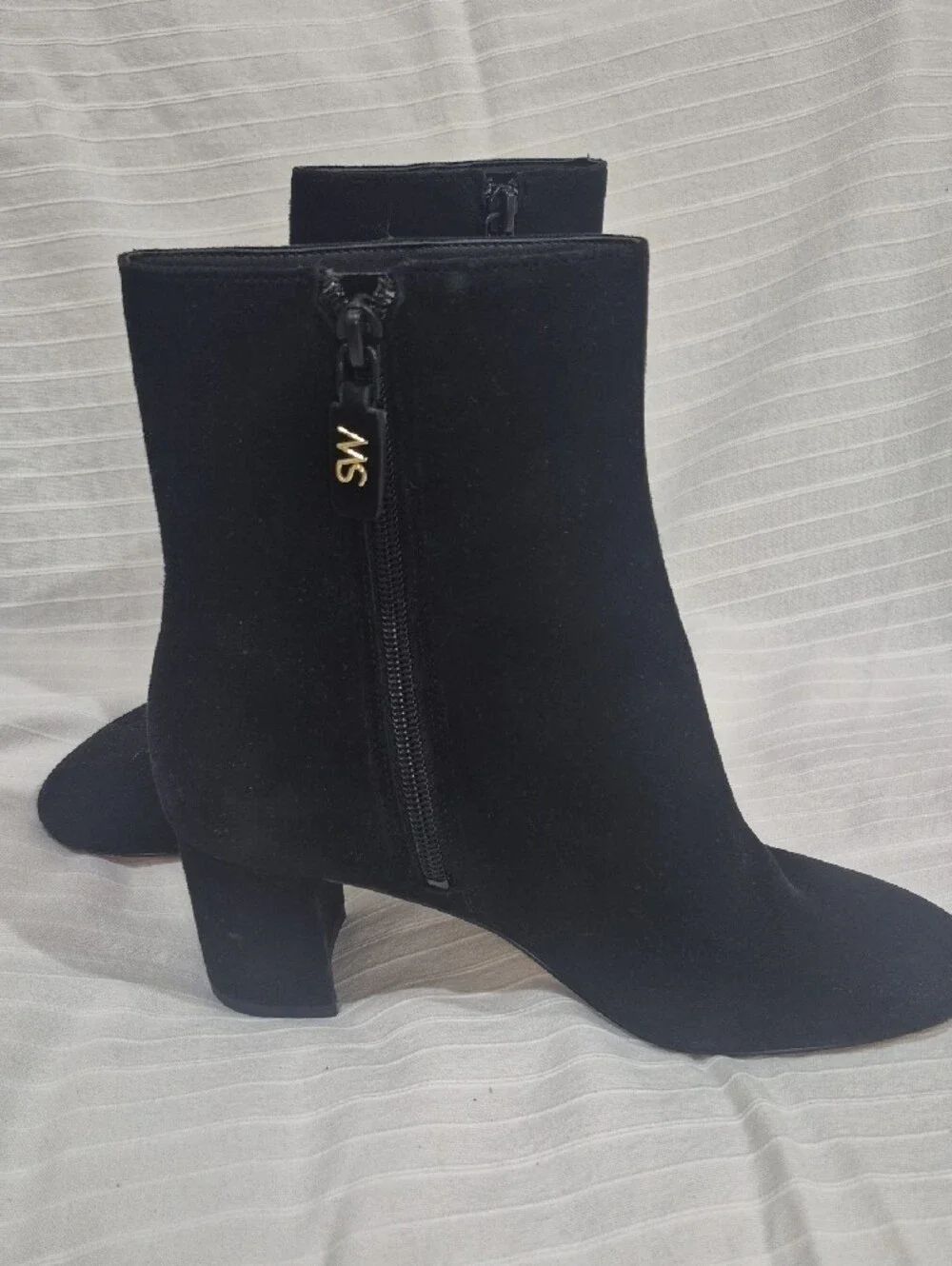 STUART WEITZMAN Classic Black Suede Ankle Boots - Women's Chelsea Heel